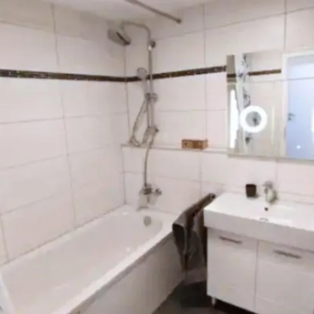 Rooftop - Doppelzimmer In Gemeinschaftsunterkunft Appartement Ulm